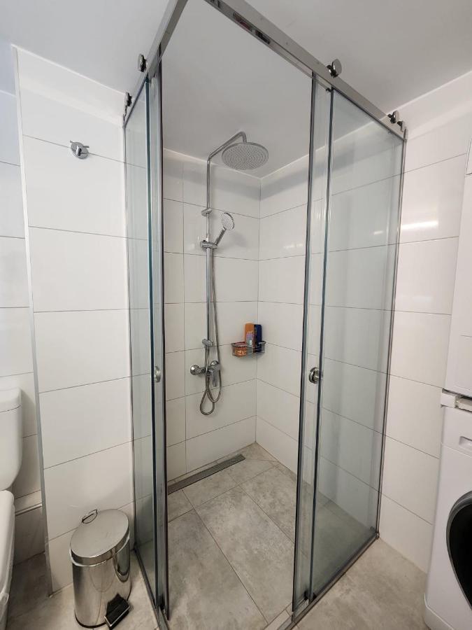 Newly Renovated Apartment 7 Min Walk From Acropolis Athena Bagian luar foto