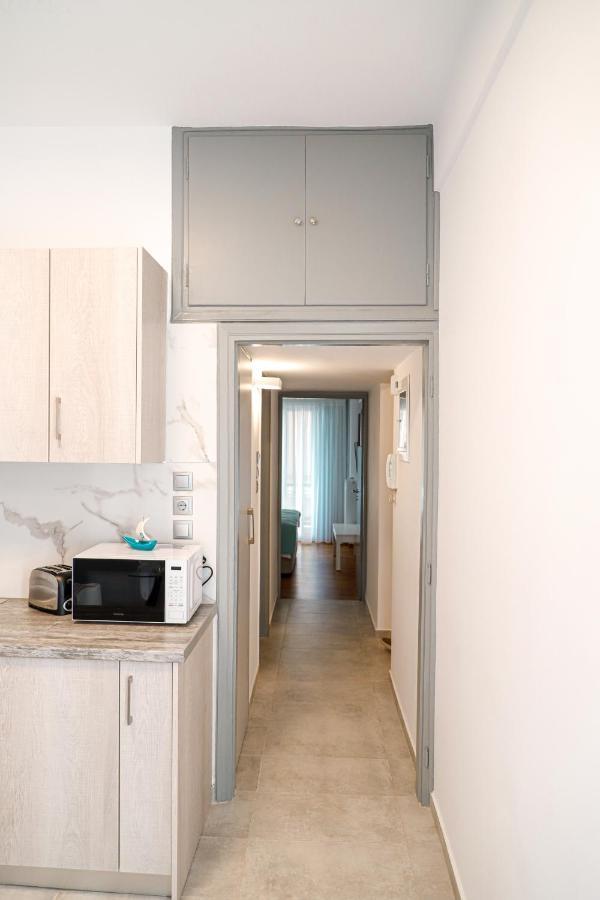 Newly Renovated Apartment 7 Min Walk From Acropolis Athena Bagian luar foto