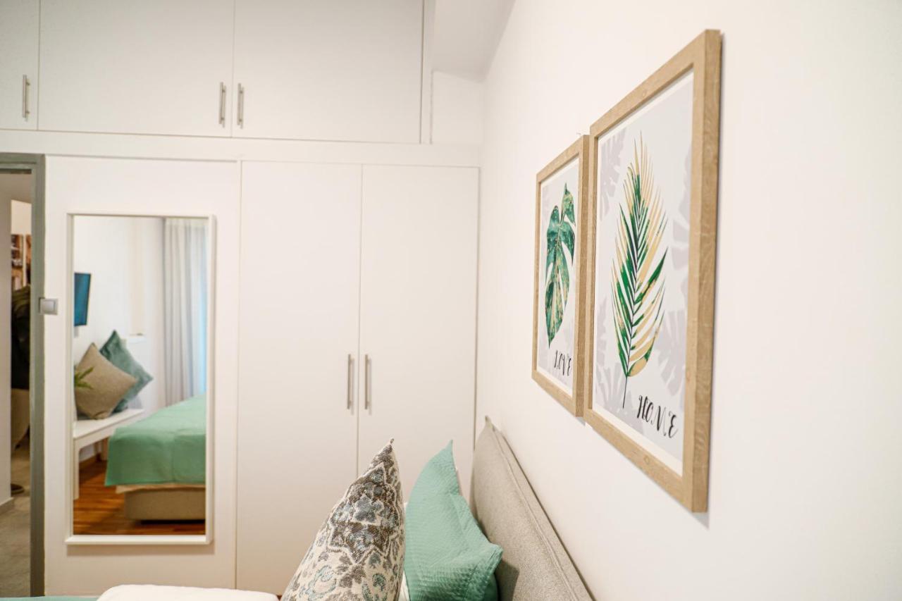 Newly Renovated Apartment 7 Min Walk From Acropolis Athena Bagian luar foto