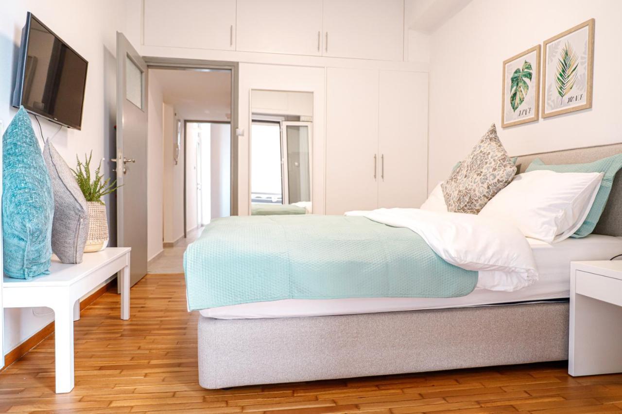 Newly Renovated Apartment 7 Min Walk From Acropolis Athena Bagian luar foto