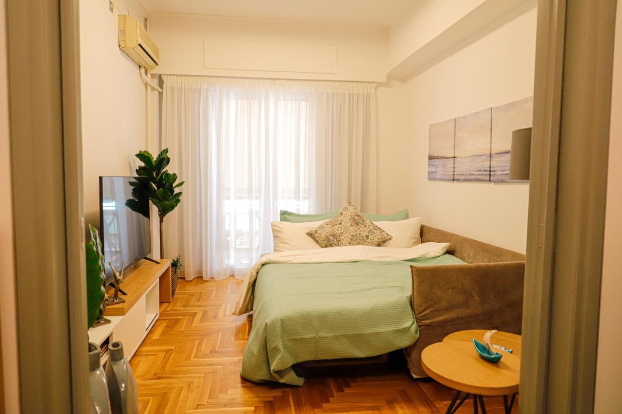 Newly Renovated Apartment 7 Min Walk From Acropolis Athena Bagian luar foto