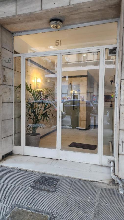 Newly Renovated Apartment 7 Min Walk From Acropolis Athena Bagian luar foto